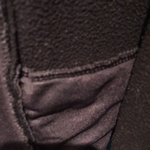 Qucchua black performance fleece jacket with zipper pockets w inner pocket - Picture 7 of 7